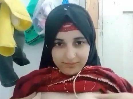 Muslim Bhabhi Big Boobs09
